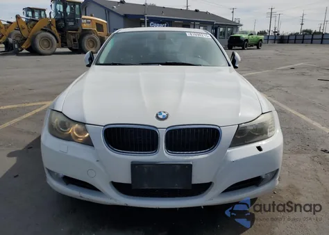 2011 BMW 328 Xi z USA, uszkodzony, nr VIN WBAPK7C51BF084822